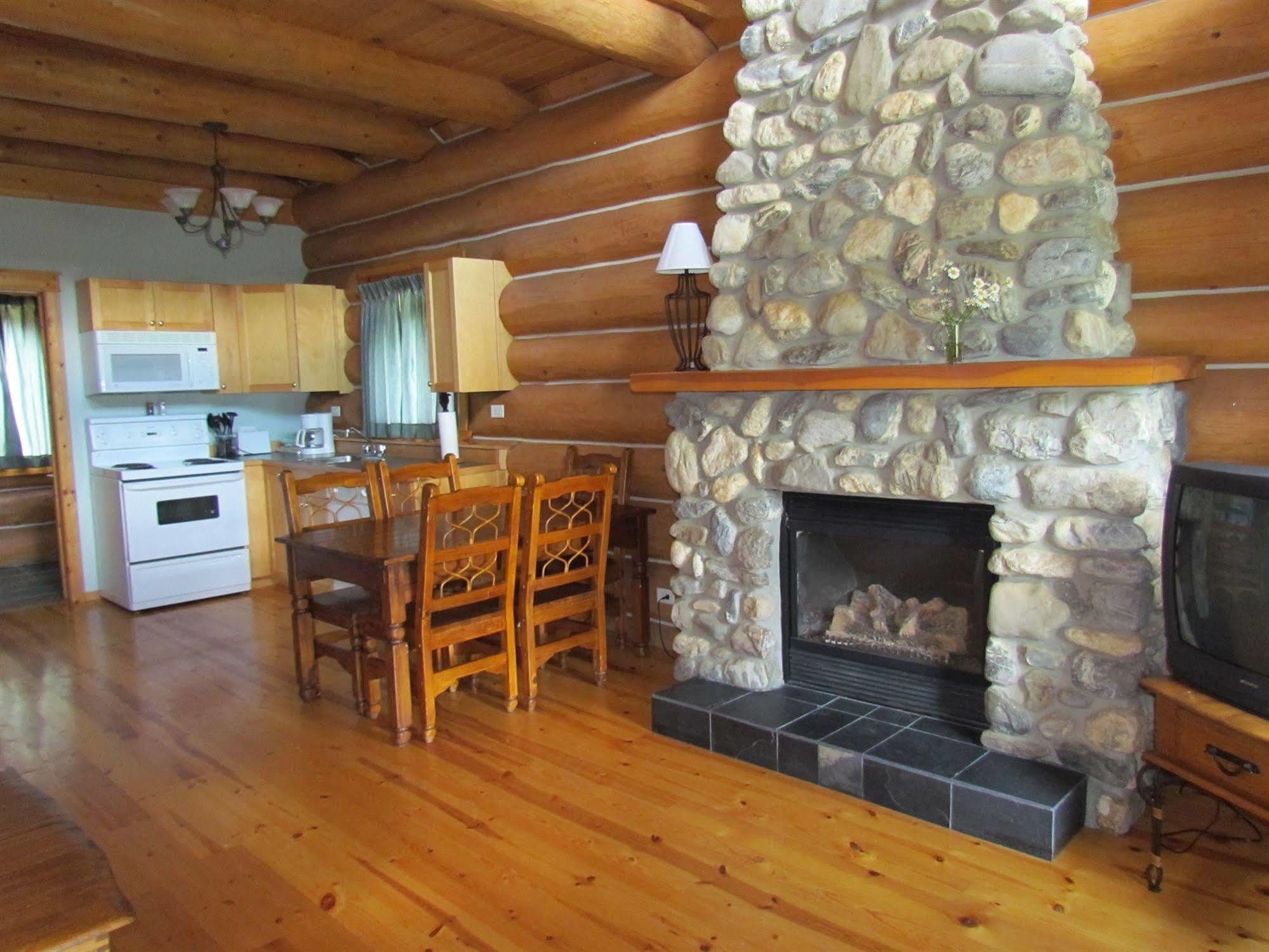 Chancellor Peak Chalets Parson Exterior foto